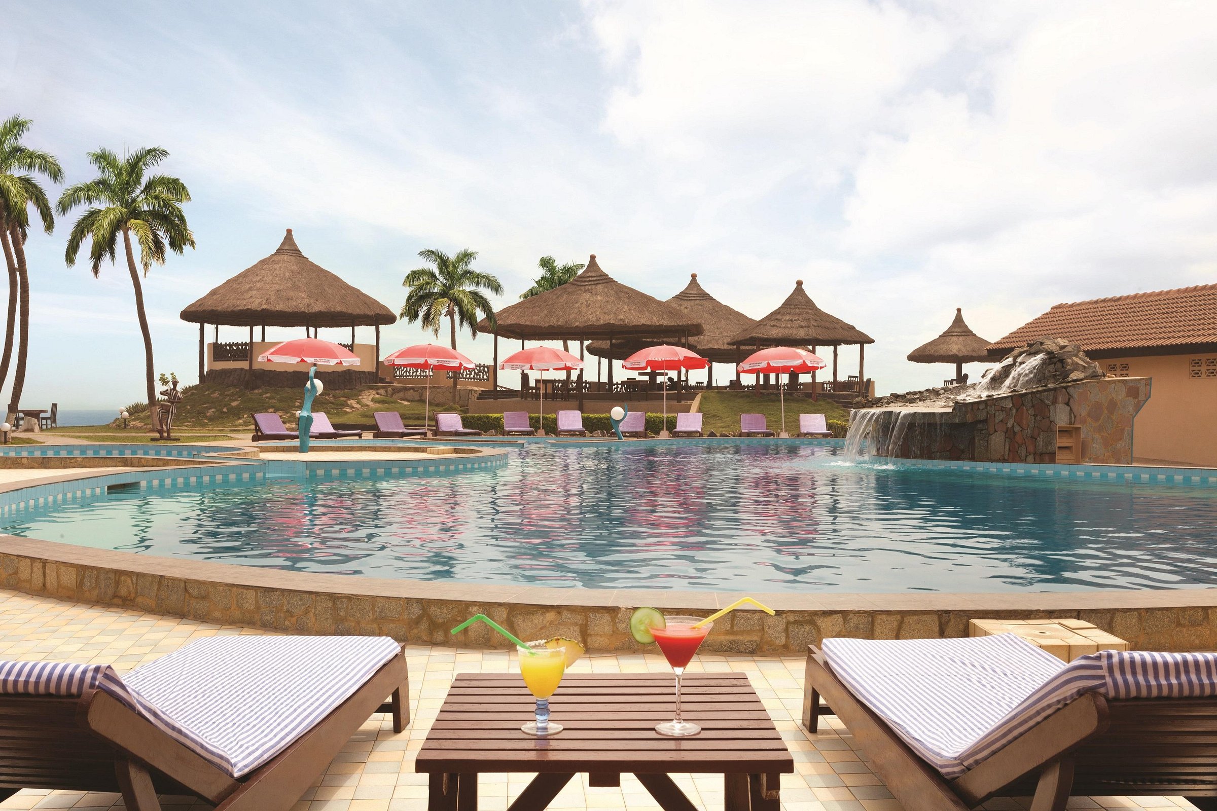 Ghana Hotels Accra; RAMADA RESORT ACCRA COCO BEACH BY WYNDHAM - Prices & Hotel Reviews (Ghana)
