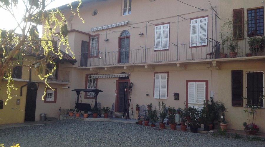 Ingresso cortile