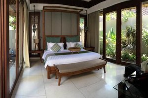 Room & Suite