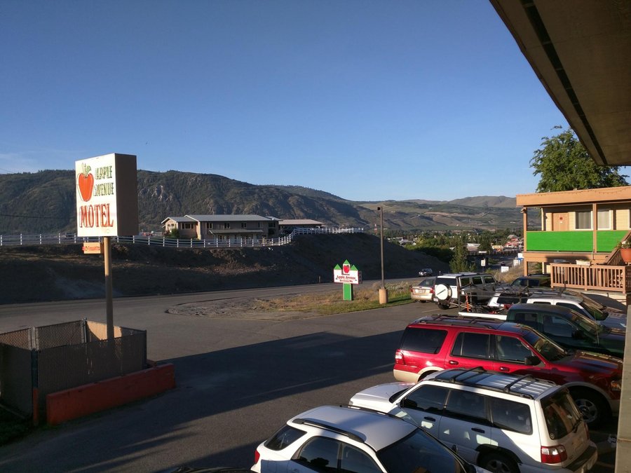 Apple Avenue Motel Lodge Reviews Brewster Wa Tripadvisor