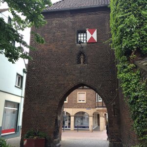 egyetlen monheim rhine on