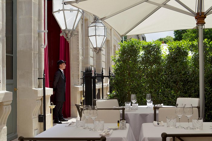 La Réserve Paris Hotel & Spa from $156. Paris Hotel Deals