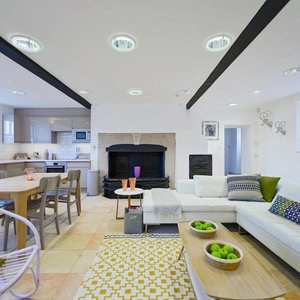 Lower Garden Suite