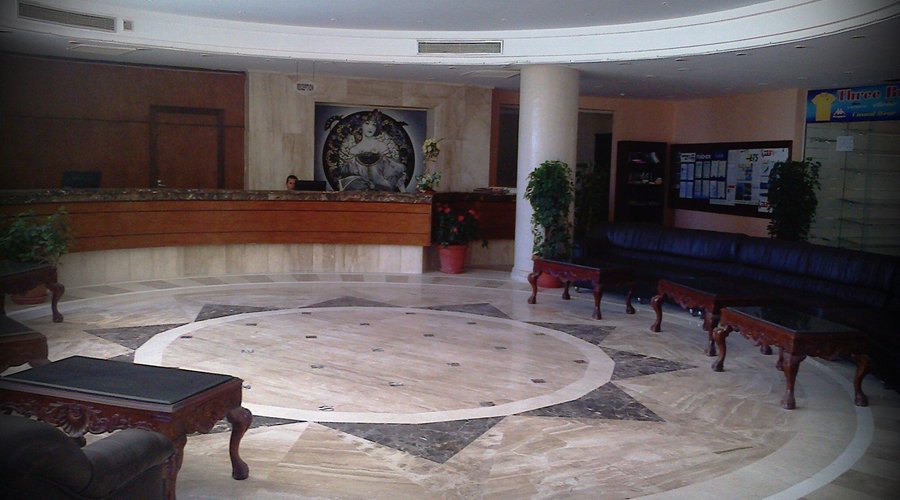 Lobby/Lounge