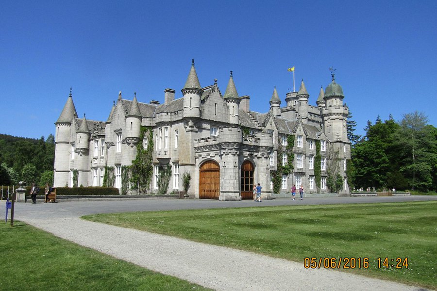 balmoral castle tours 2022