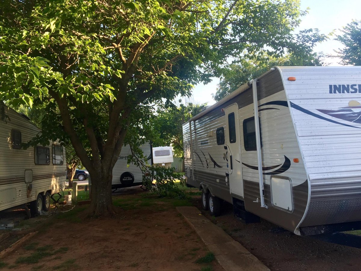 Escape to Eastland Hills: Your Oklahoma RV Adventure Awaits!