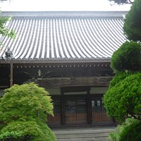 本 堂