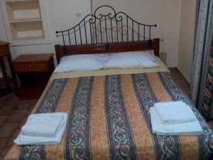 Room & Suite