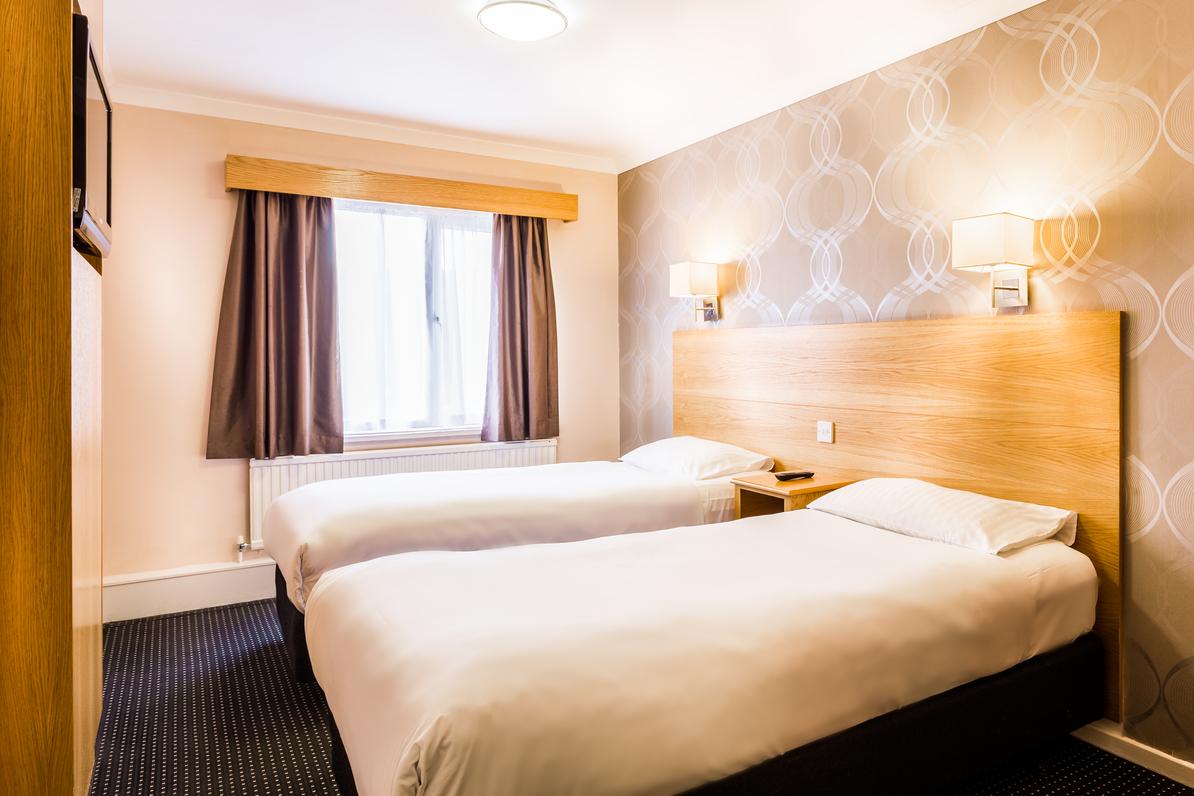 ROOMS INN $46 ($̶7̶4̶) - Prices & Reviews - Newcastle Upon Tyne, England