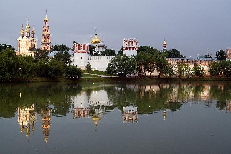 5 he in moscow. Новодевичий монастырь экскурсии. Новодевичий монастырь экскурсионное бюро. Reviews about Moscow.