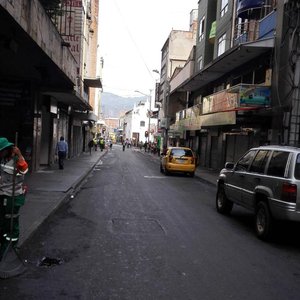 calle centrica de medellin