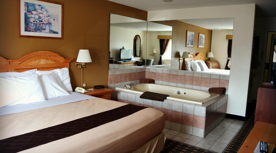 king room with spa