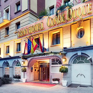 Sercotel Gran Hotel Conde Duque in Madrid, image may contain: Hotel, Inn, City, Plant