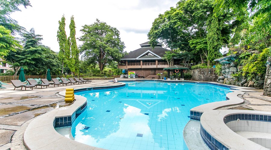 The Pavilion Pool at the Canyon Woods Resort Club