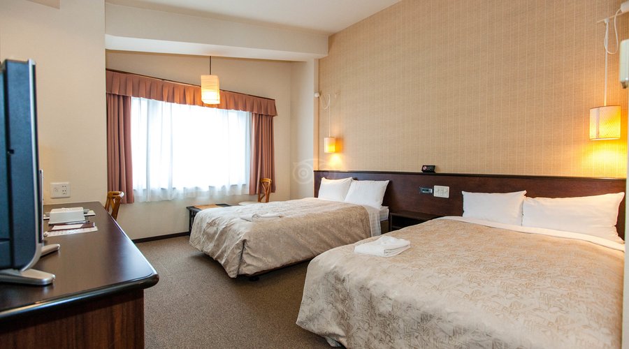 The Twin Room at the Hotel Grand View Okinawa
