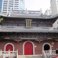 入り口付近の外観です。