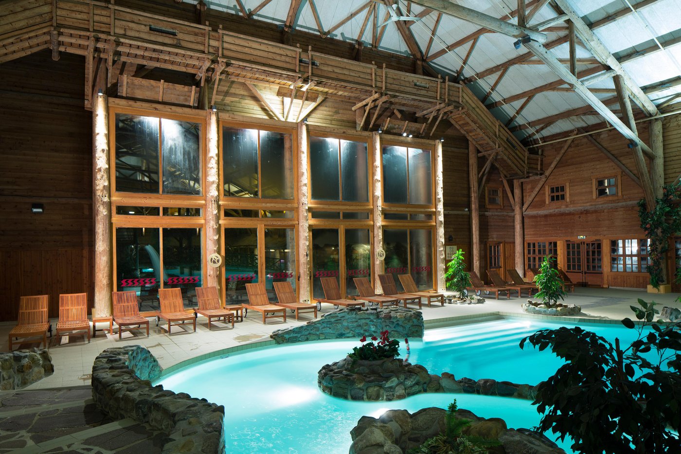 Disney Davy Crockett Ranch Pool: Pictures & Reviews - Tripadvisor