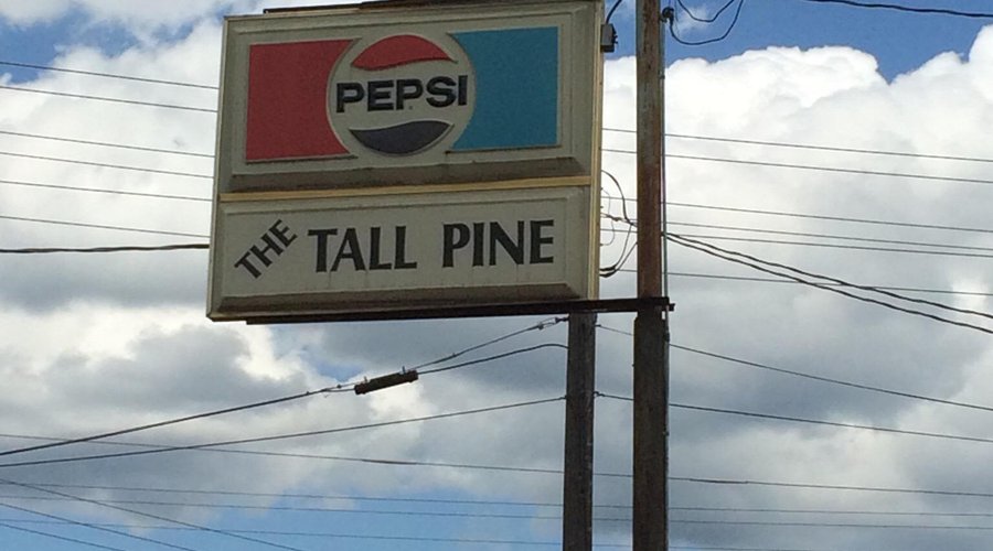Inedible chili cheeseburger at Tall Pines
