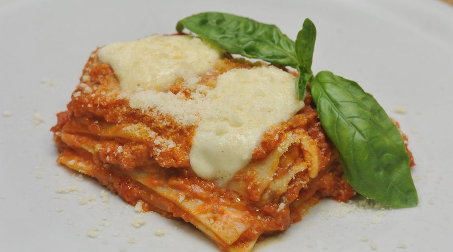 Lasagne alla bolognese