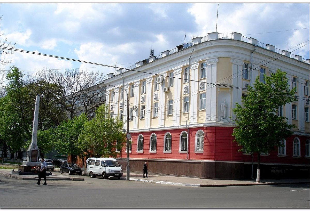 Дом г орел. Г. Орел, ул. Тургенева, 15. Орел ул. Тургенева, 15, УМВД. Улица Тургенева 15 Орел. МВД Орел Тургенева.