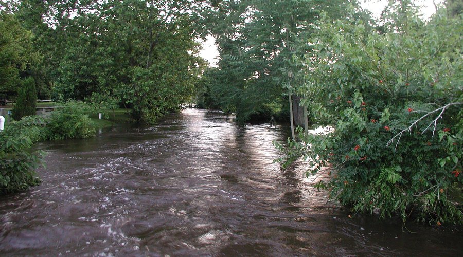 Manokin River Park 5 blocks walk