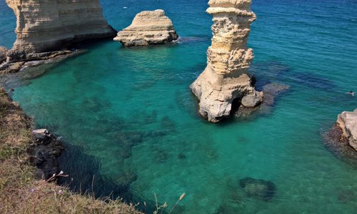Vista dei faraglioni di Sant'Andrea, Lecce