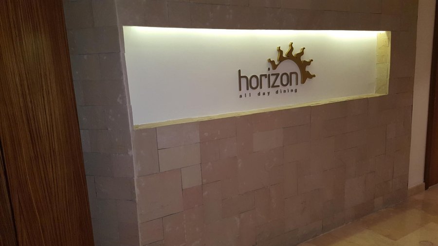 Horizon Lounge
