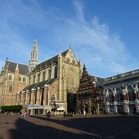 DE VISHAL OP GROTE MARKT HAARLEM
