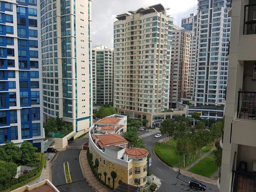 FORBESWOOD HEIGHTS Prices Condominium Reviews  Taguig City