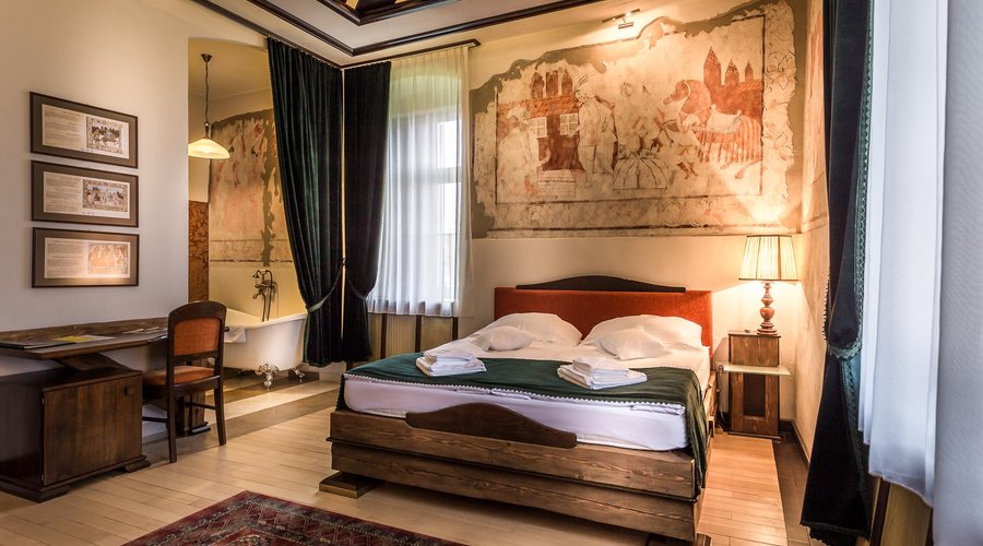Constantinople Room
