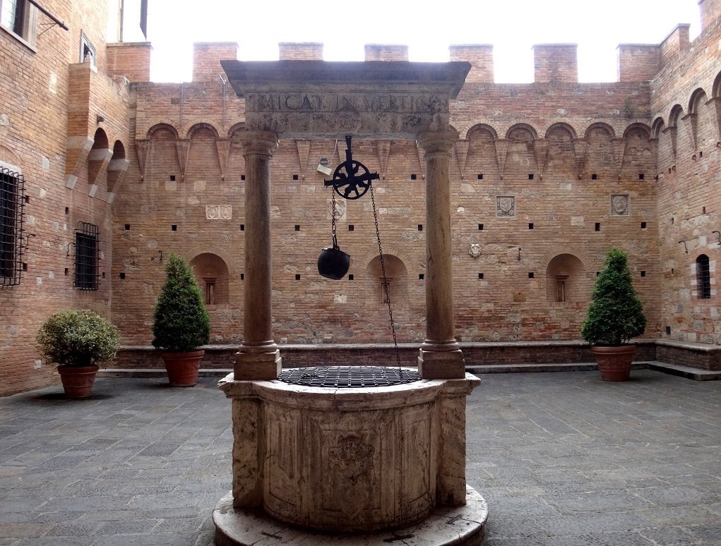 Palazzo Chigi Saracini (Siena): All You Need To Know BEFORE You Go