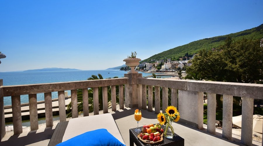 Room terrace