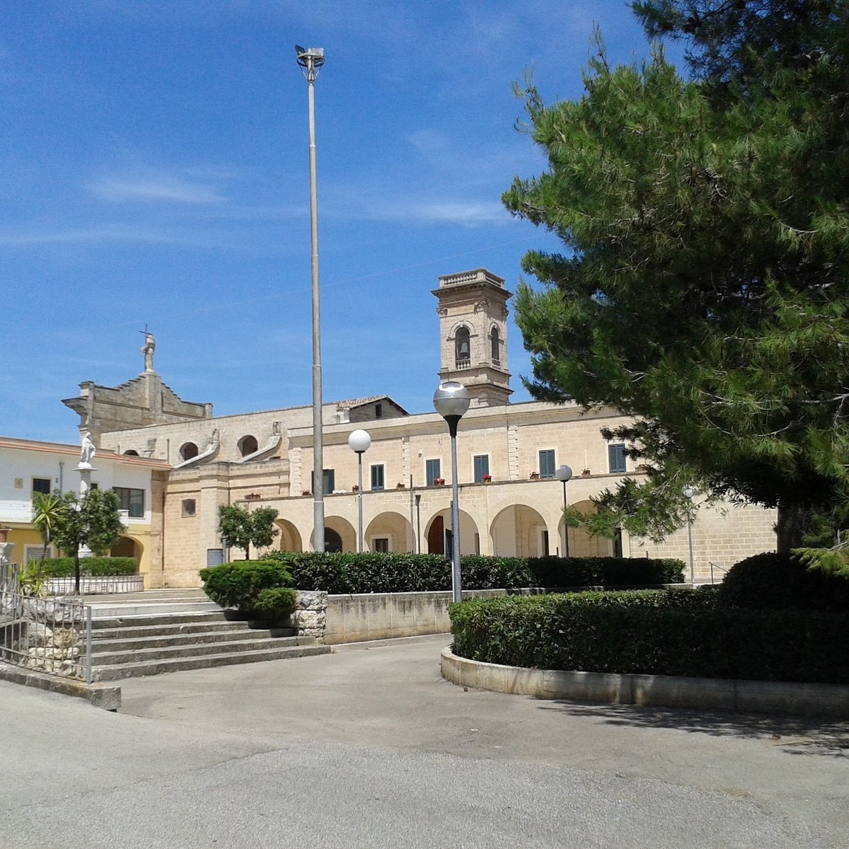Santuario Di San Cosimo Alla Macchia Santuario di San Cosimo alla Macchia (Oria) - Lohnt es sich? (Mit fotos)