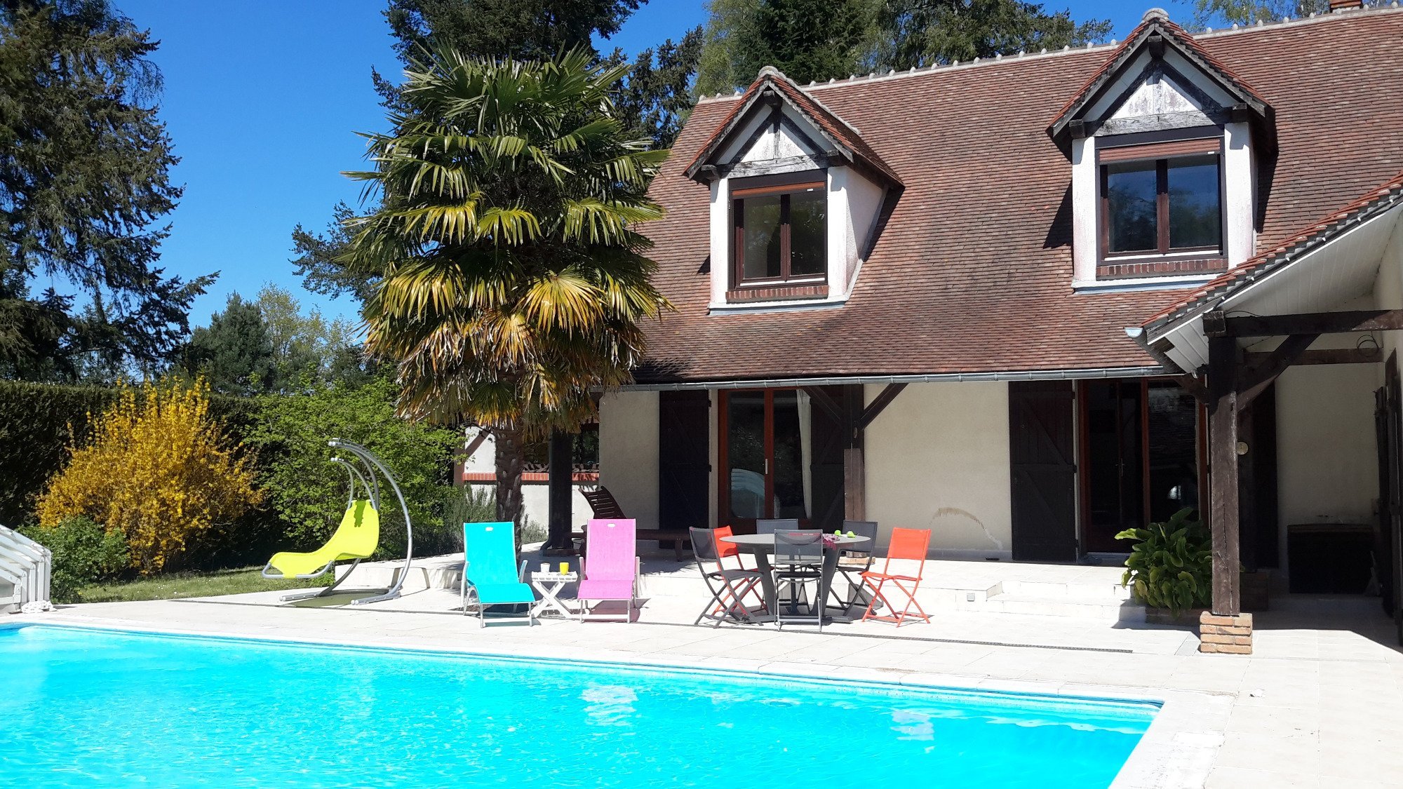 LES FRAPPIERS B&B (Sully-sur-Loire) : Tarifs 2024 Et 19 Avis