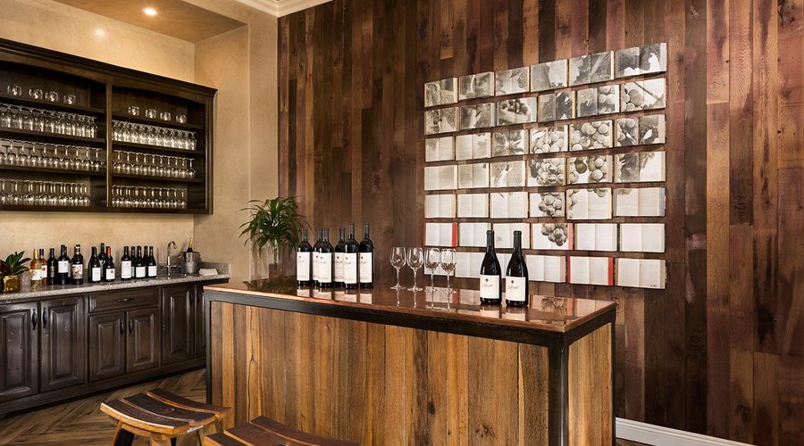 Willow Creek Wine Tasting Room