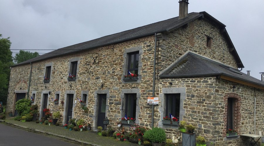 AUBERGE FERME DU MALGRÉ TOUT - B&B Reviews (Revin, France) AUBERGE FERME DU MALGRÉ TOUT -  B&B Reviews (Revin, France)