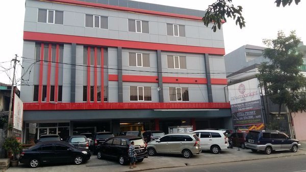 HOTEL NEW MOONLIGHT - Prices & Reviews (Bandung, Indonesia)