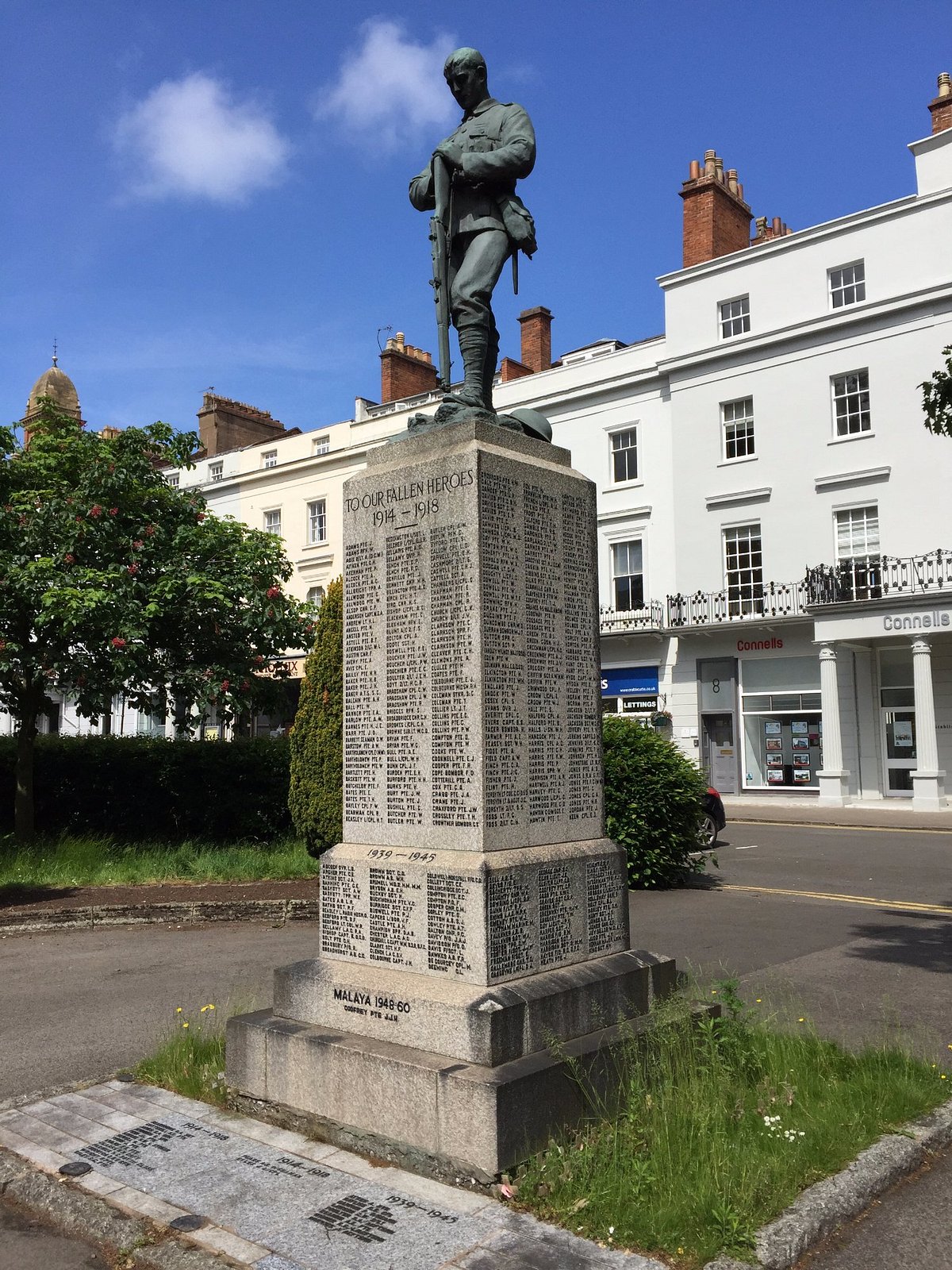war-memorial.jpg?w=1200&h=-1&s=1 war-memorial.jpg?w=1200&h=-1&s=1
