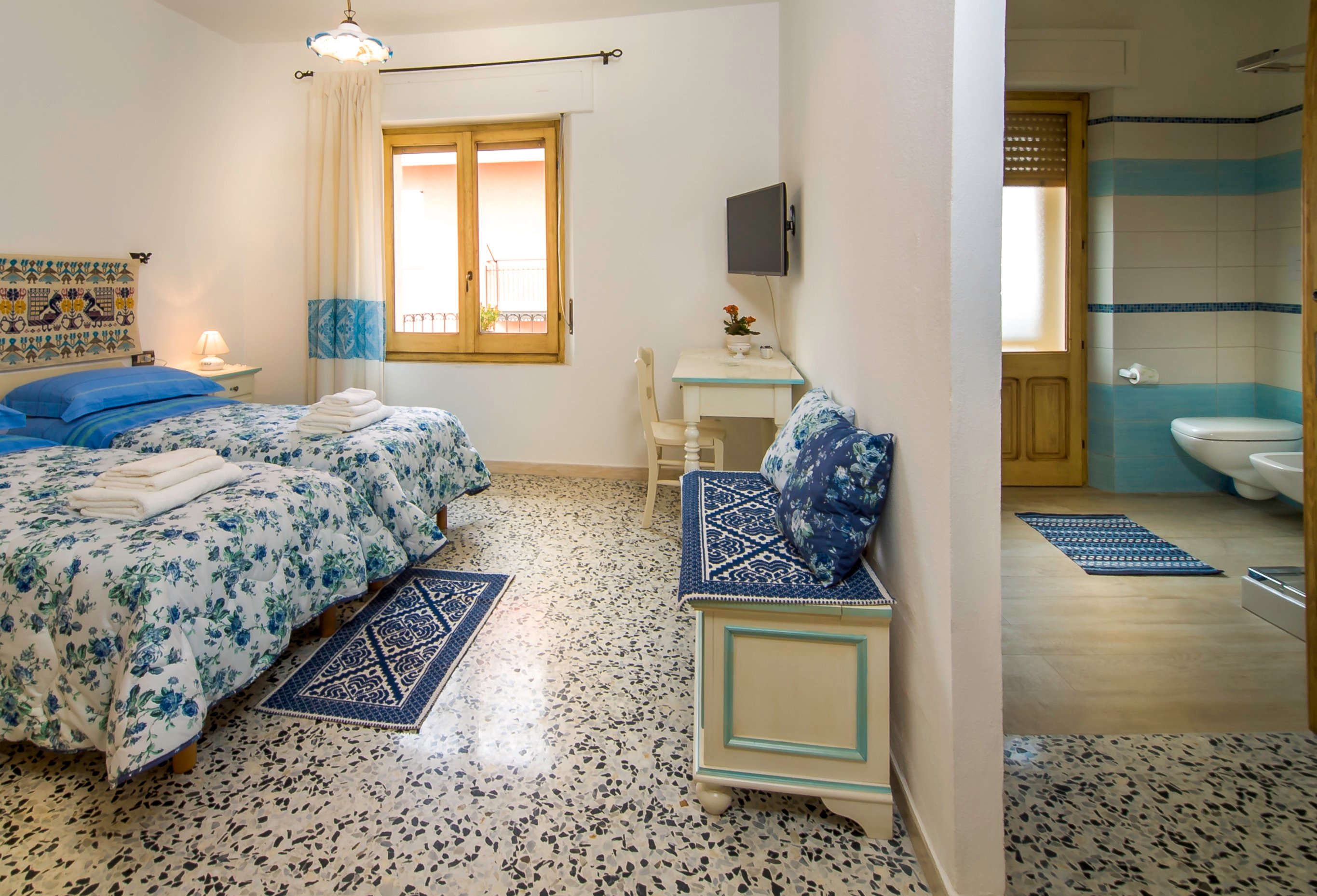 B&B ARIA 'ONA (Villagrande Strisaili, Italia): Opiniones Y Precios