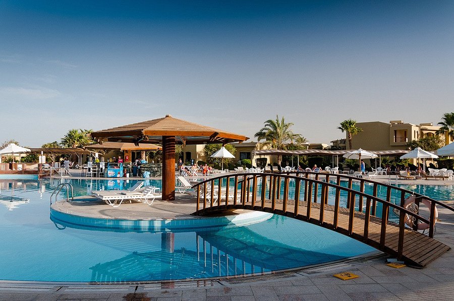 THREE CORNERS FAYROUZ PLAZA BEACH RESORT ab 48€ (7̶1̶€̶): Bewertungen