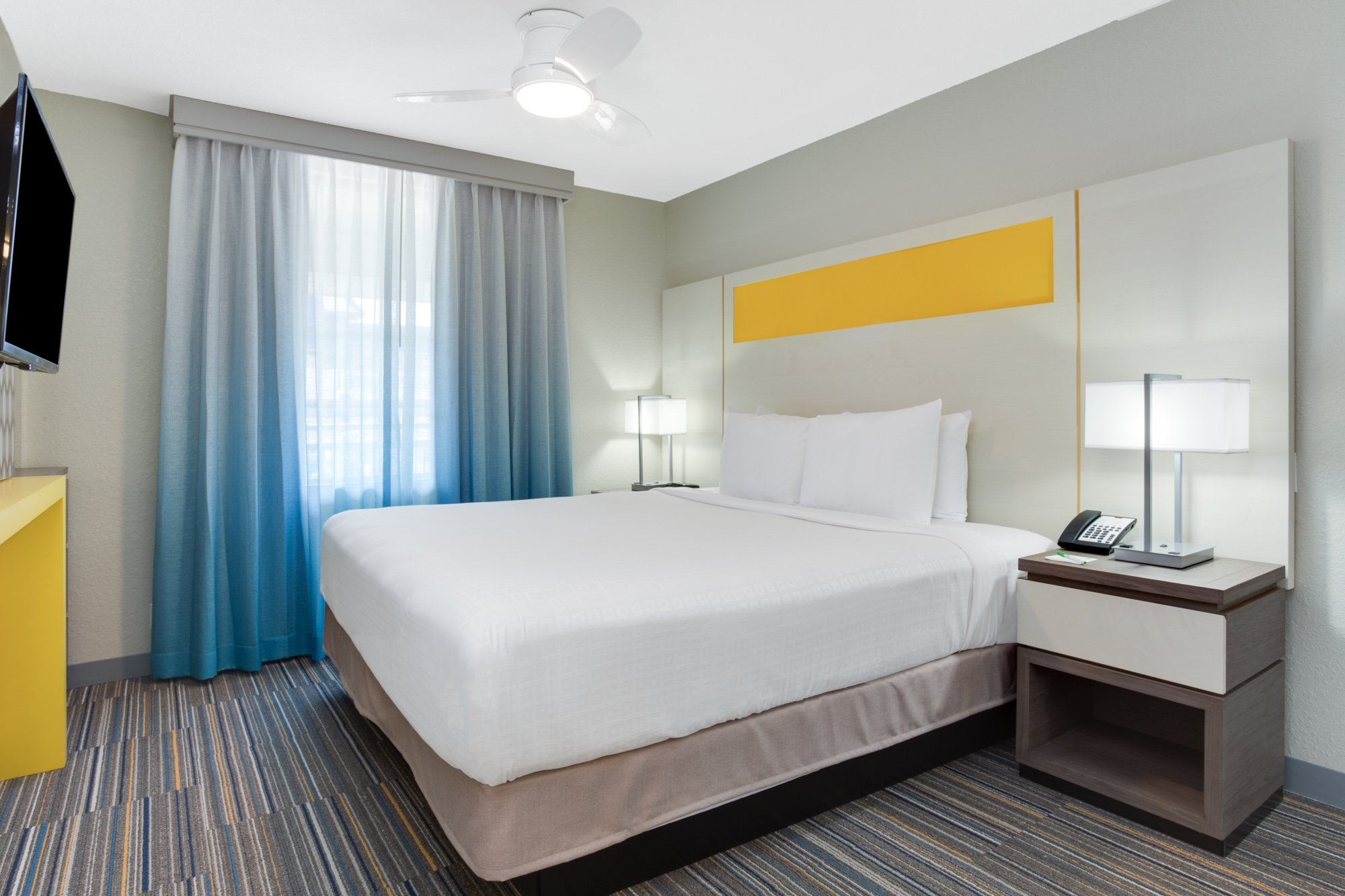 Hotel photo 4 of Holiday Inn Resort Orlando Suites - Waterpark, an IHG Hotel.