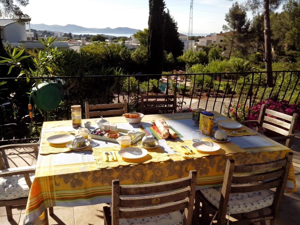 LE DOMAINE DES RESTANQUES B&B (La Ciotat) : Tarifs 2024 Et 7 Avis