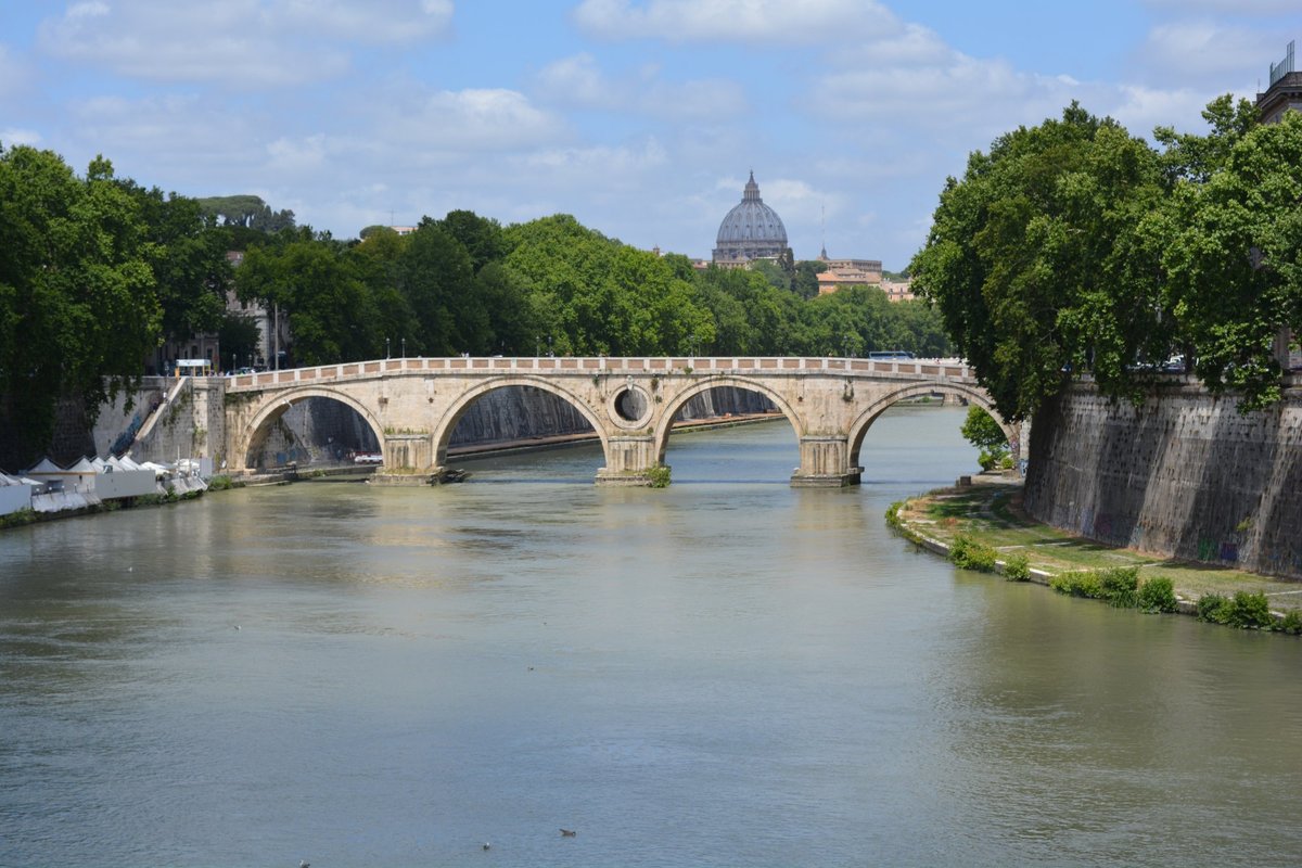 hotel ponte sisto maps