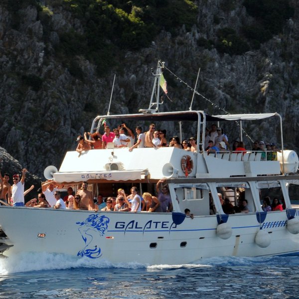 yachting club san nicola arcella