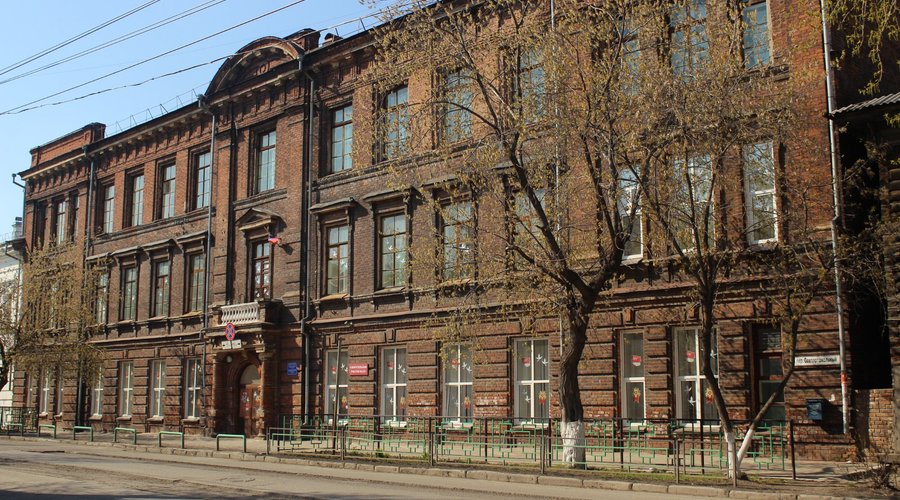 Здание гимназии