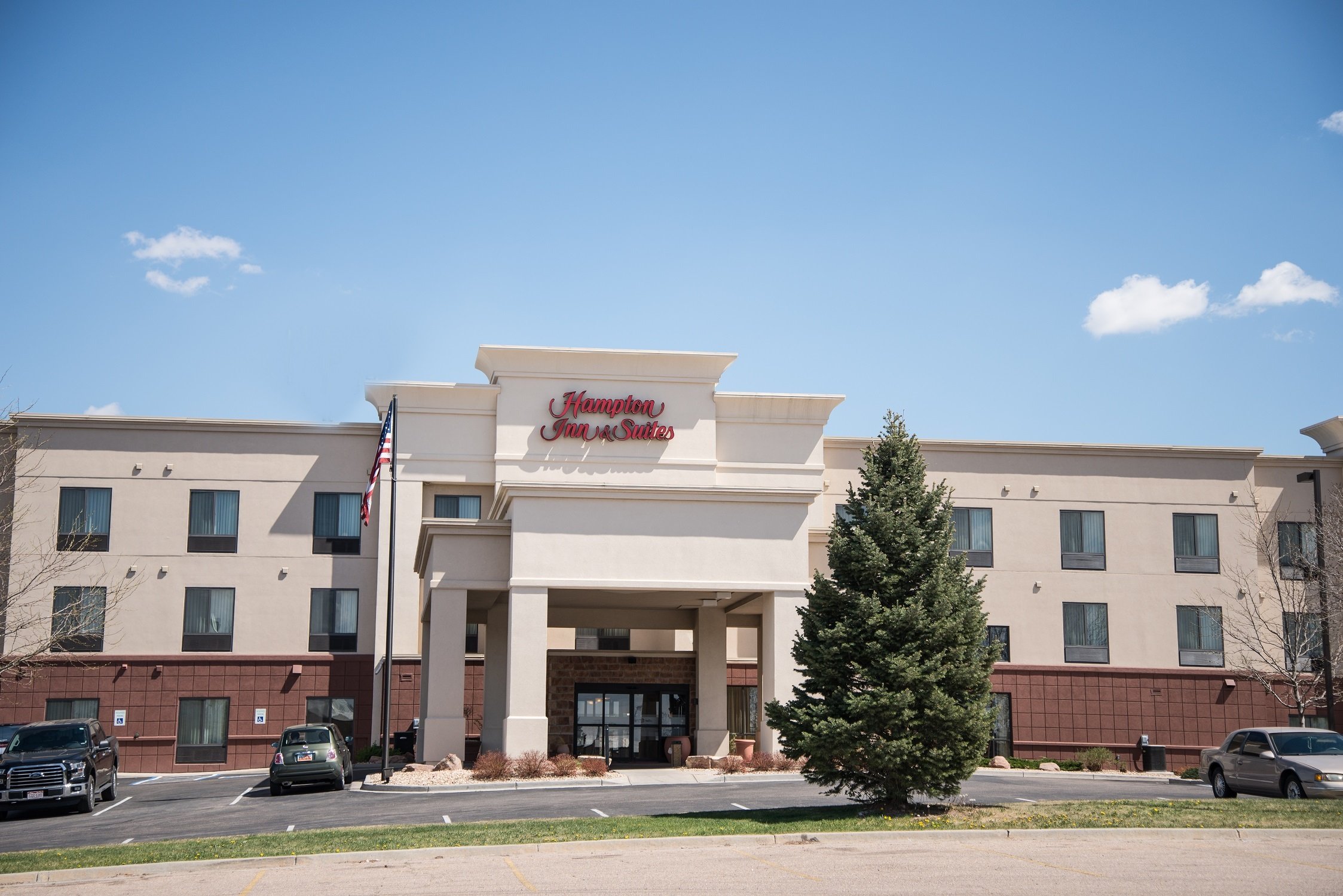 HAMPTON INN SUITES GREELEY Desde 2 170 CO Opiniones Y   Exterior 