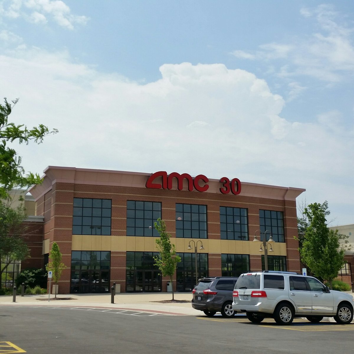 AMC SOUTH BARRINGTON 24 - All You Need to Know BEFORE You Go