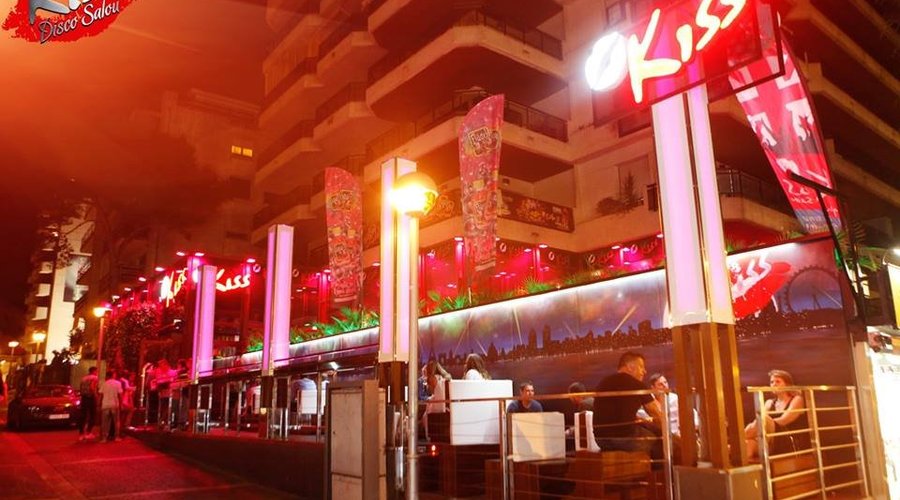Main view of Kiss from the main street