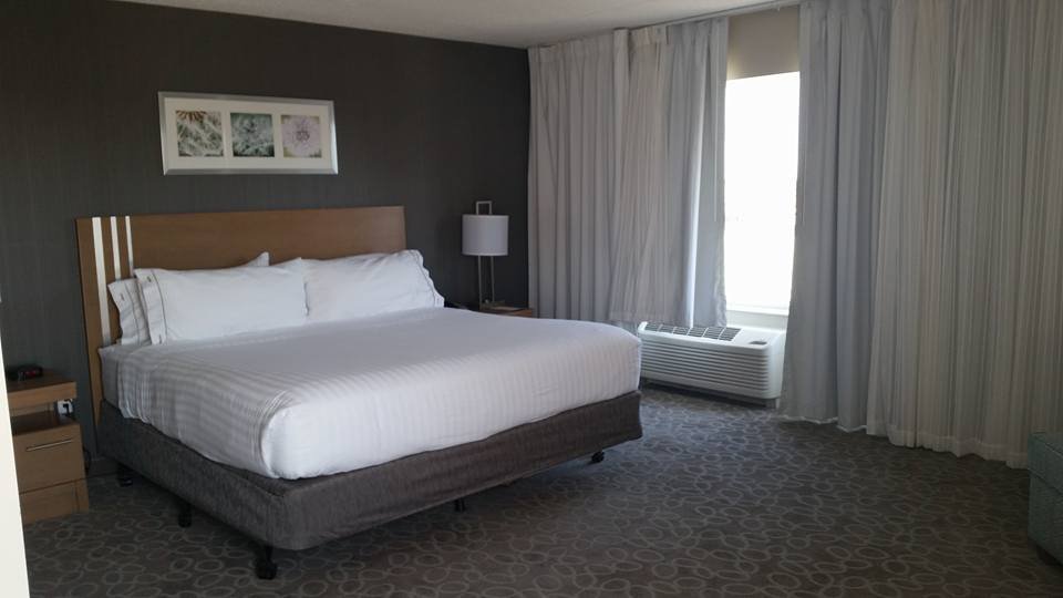 Hotel photo 12 of Holiday Inn Express & Suites Oshawa Downtown - Toronto Area, an IHG Hotel.