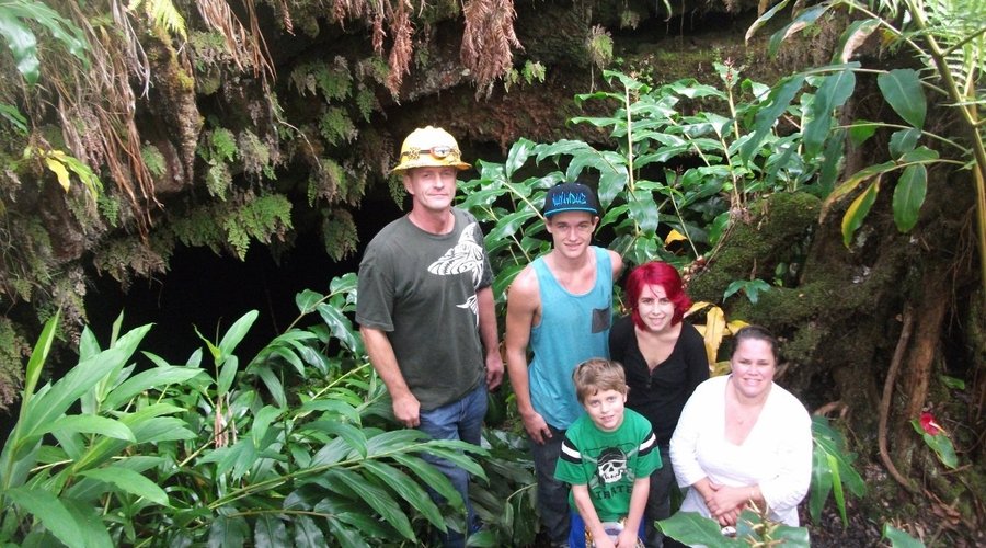 Aloha Crater Lodge family owned and operated. Experience Aloha from the edge of Kazumura cave.